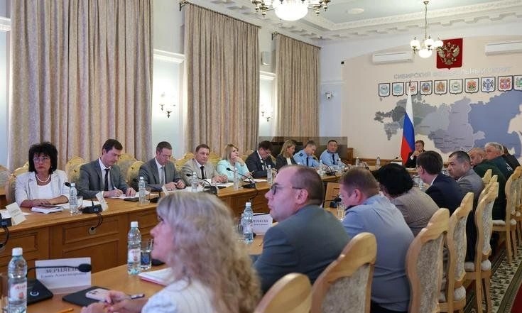 В формате видеосвязи региональные Уполномоченные по правам человека, представители органов исполнительной власти, избирательных комиссий, а также общественных палат субъектов, входящих в СФО, обменялись информацией о реализуемых мерах по обеспечению досту